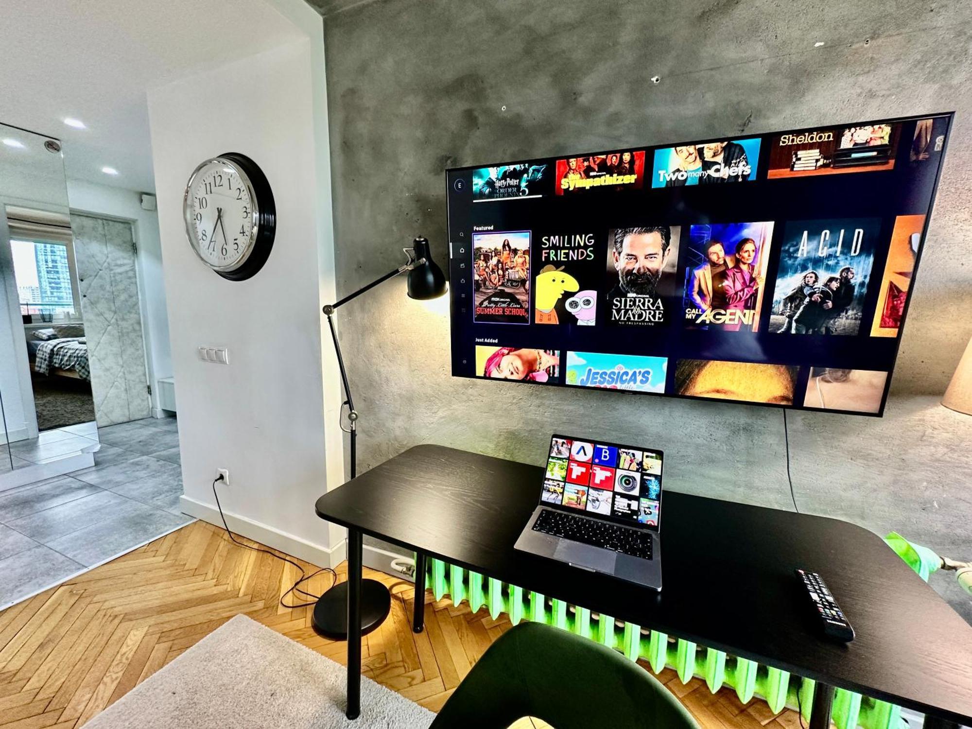 Palace 2 Wifi 600 Mbs 55'Tv Netflix Hbo 2Xmetro Appletv Warszawa Eksteriør bilde